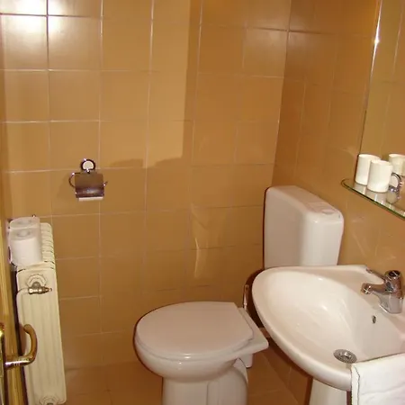 Πανσιόν And Vive Μπλεντ