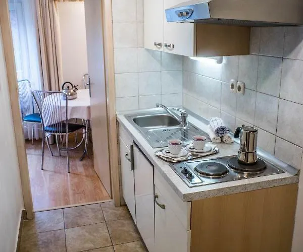 게스트하우스 And Vive 3*